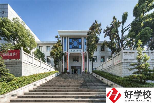 長沙有哪些職校可以學建筑工程專業(yè)？有什么辦學優(yōu)勢？