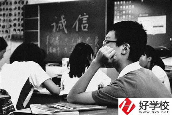 邵陽市各地區(qū)讀普高要多少分？沒考上普高怎么辦？