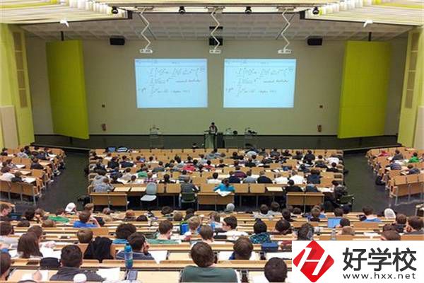 在湘西就讀中?？梢粤魧W嗎？哪所中專更有留學經驗？