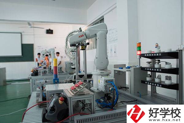 寧遠縣職業(yè)中專學校怎么樣？有哪些熱門專業(yè)？
